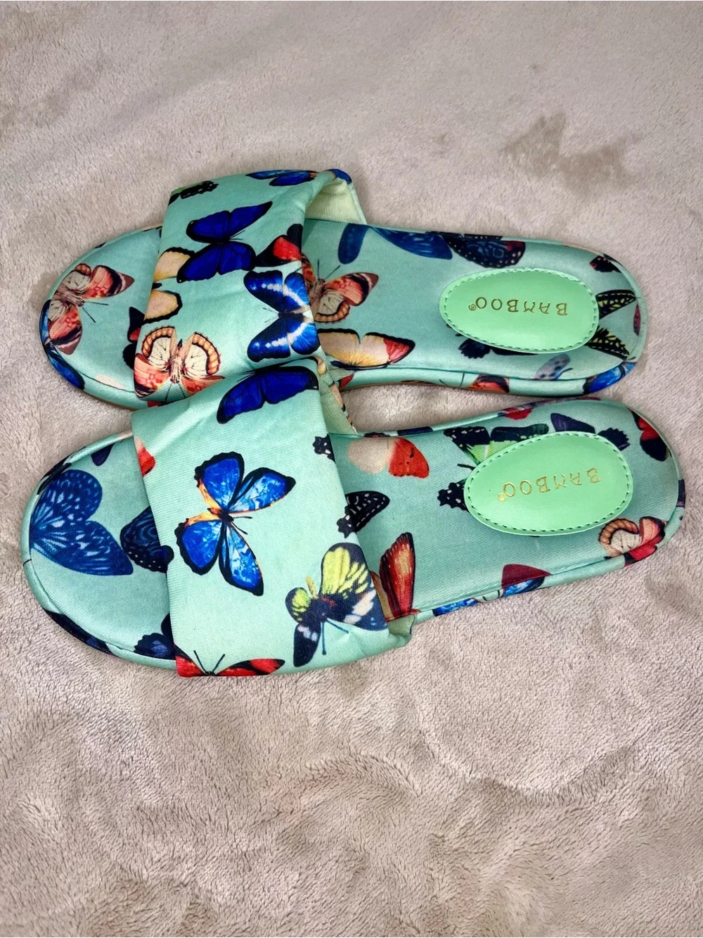 Bamboo Size 8 Butterfly Print Cushioned Slide Sandals - Picture 9 of 10